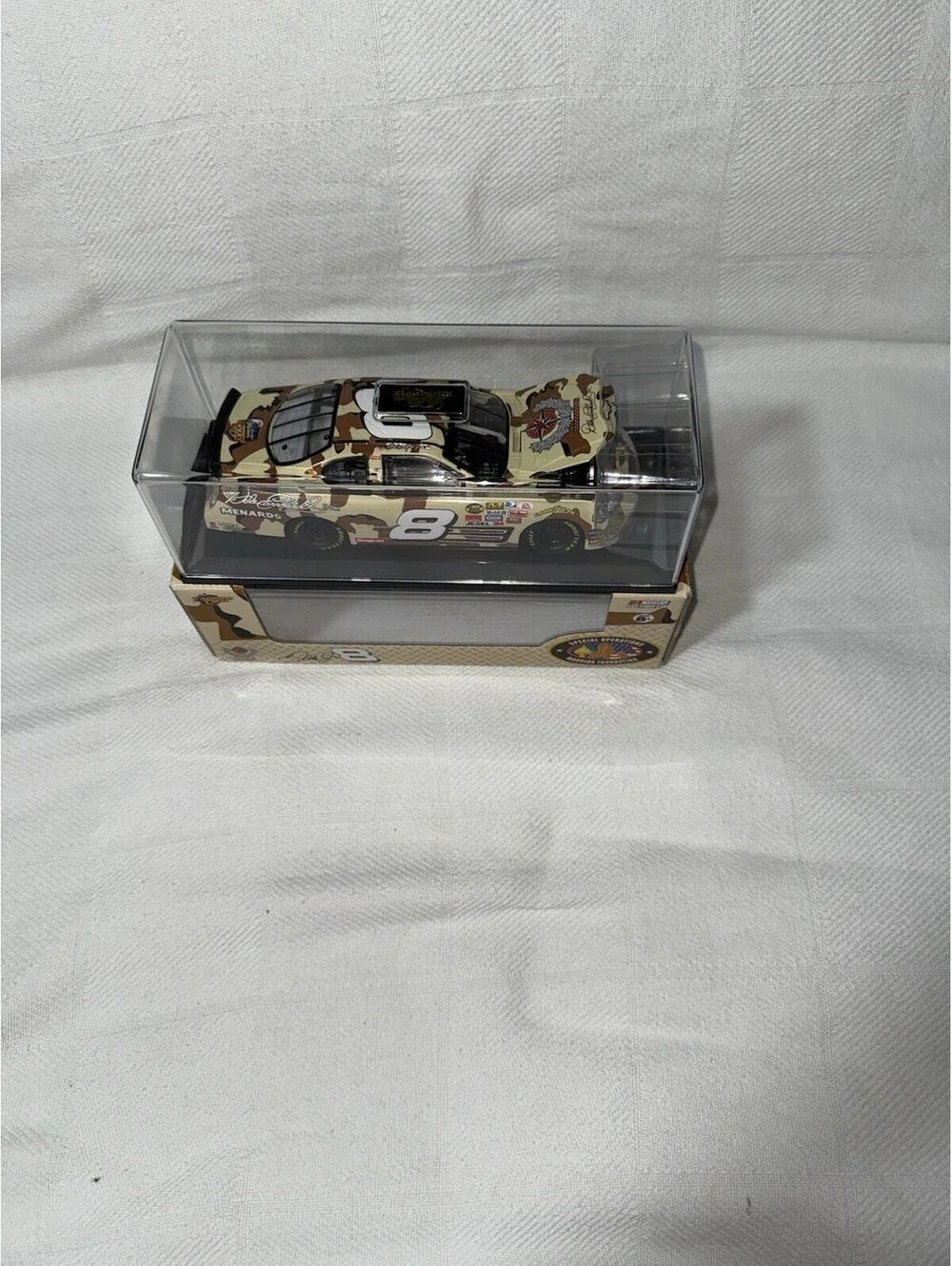 🔥 1:24 Dale Earnhardt Jr Warrior Foundation  2008 Open Hood Display Case 🔥